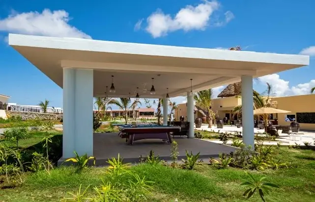 The Mora Zanzibar-1